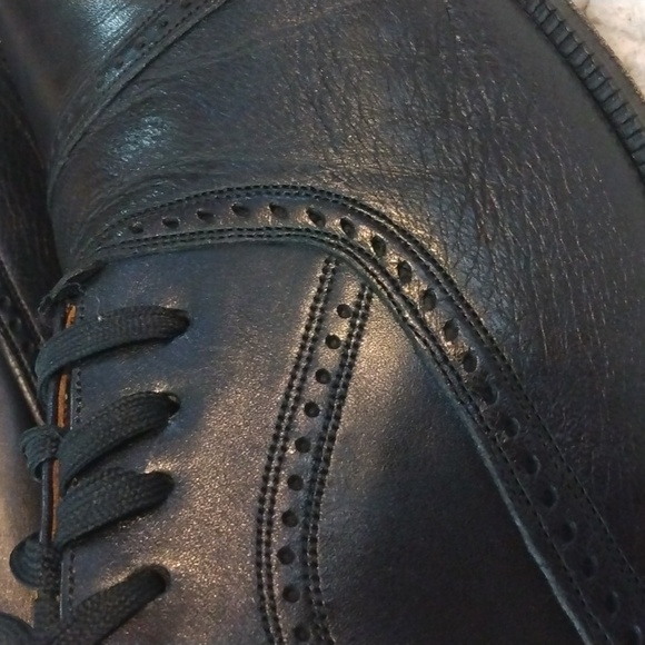 Mezlan Black Leather Quarter Brogue Cap Toe Oxford Shoes  10.5 M main image 5
